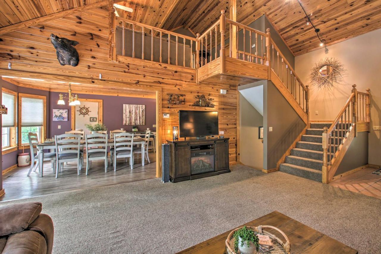 Lakeside Hot Springs Retreat With Kayaks And Boat Dock Hot Springs Village エクステリア 写真